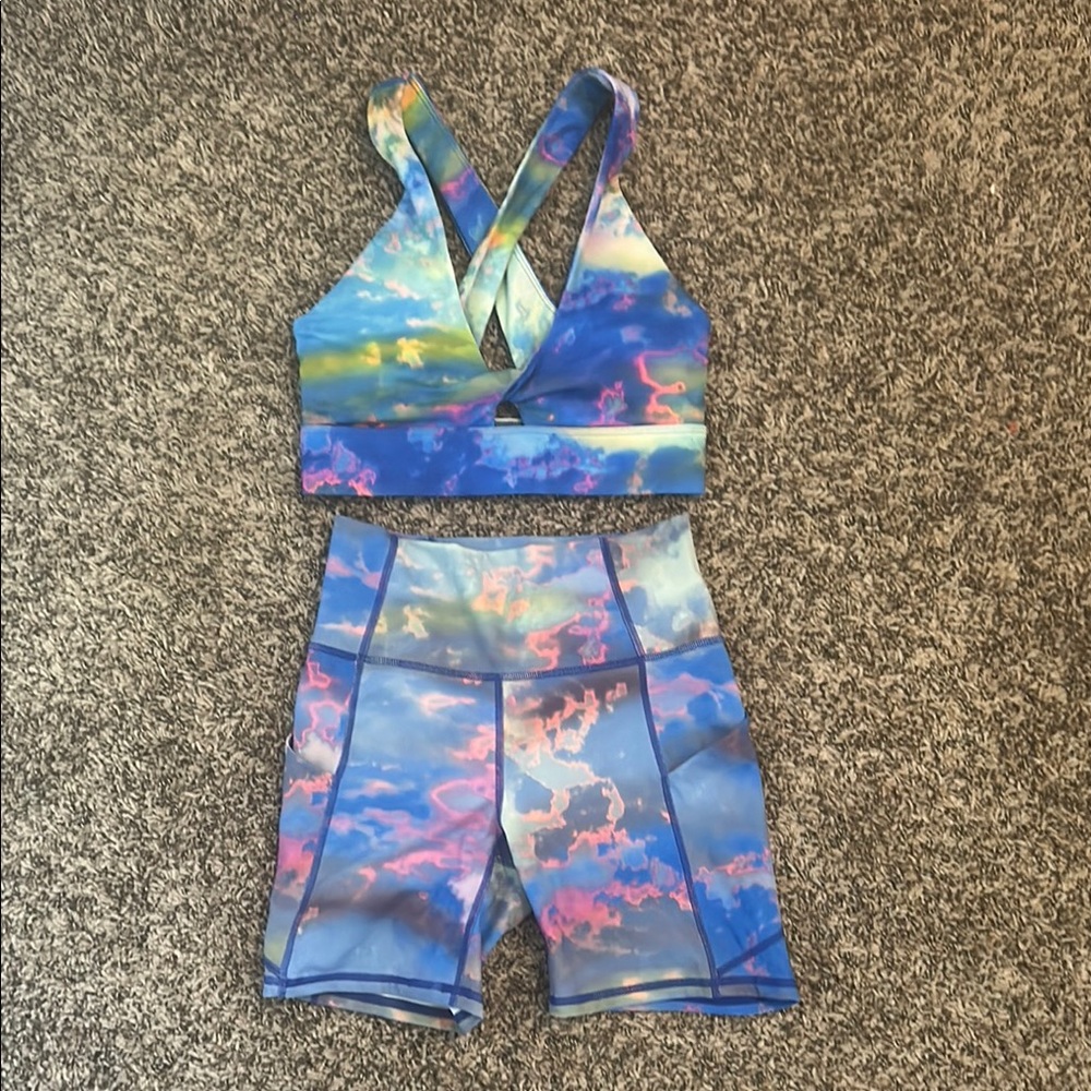 Fabletics Workout Set in Blue and Pink